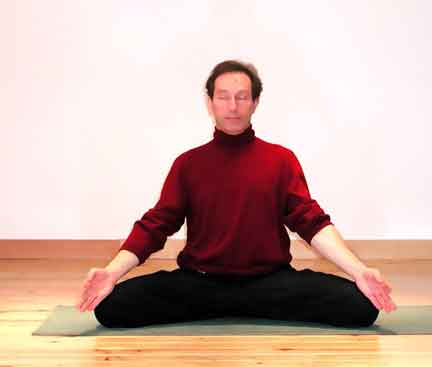 bhadrasana, benefic asana, christian Tikhomiroff